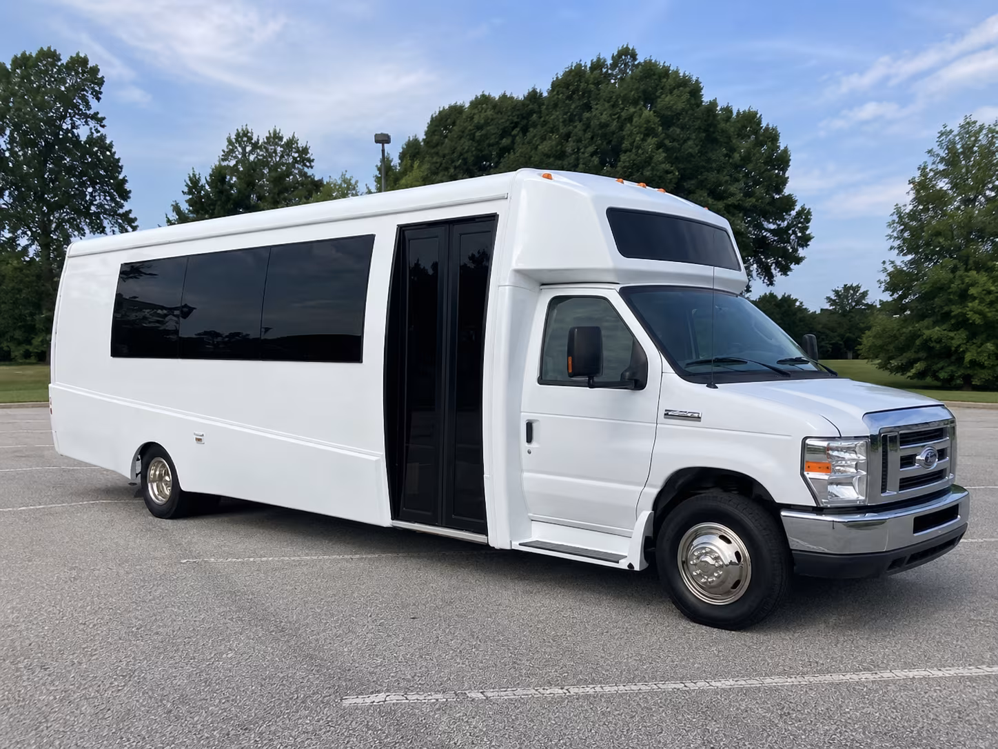 avondale 18 passenger party bus