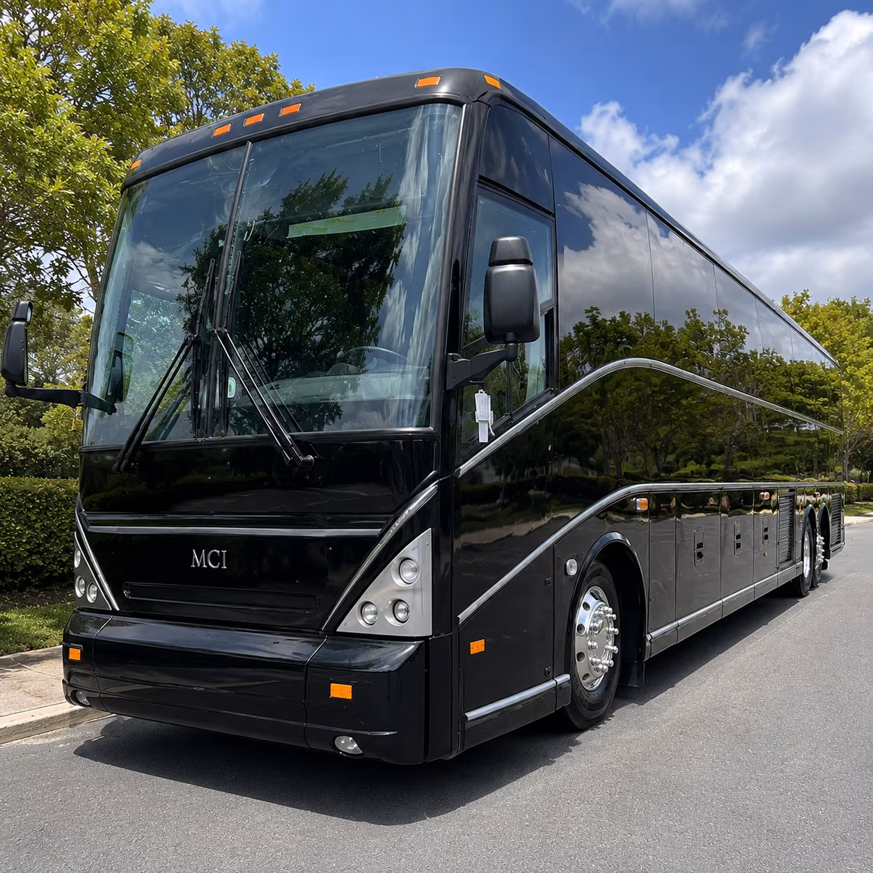 shuttle buses for avondale and goodyear business parks